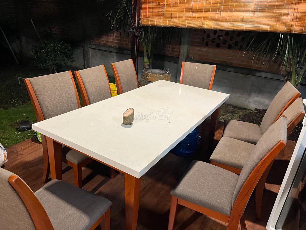 Bộ bàn ăn 8 ghế Gỗ sồi. Mua bán Bàn ghế tại Thành phố Thủ Đức Tp Hồ Chí Minh được đăng bởi Duc hình 1