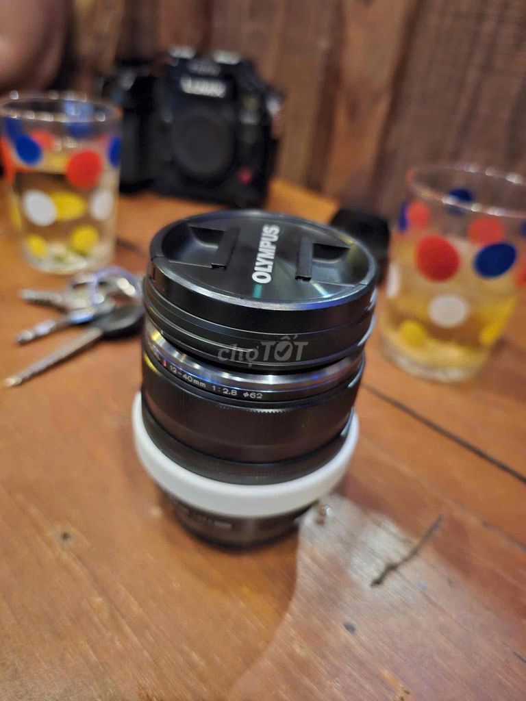 Ống kính Olympus 12-40mm f/2.8 Đen. Mua bán Máy ảnh, Máy quay tại Quận 7 Tp Hồ Chí Minh được đăng bởi Thanh hình 1