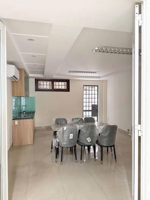 Аренда · 5 комн. · 100 м² · Quận Sơn Trà, ул. Đường Trần Thánh Tông