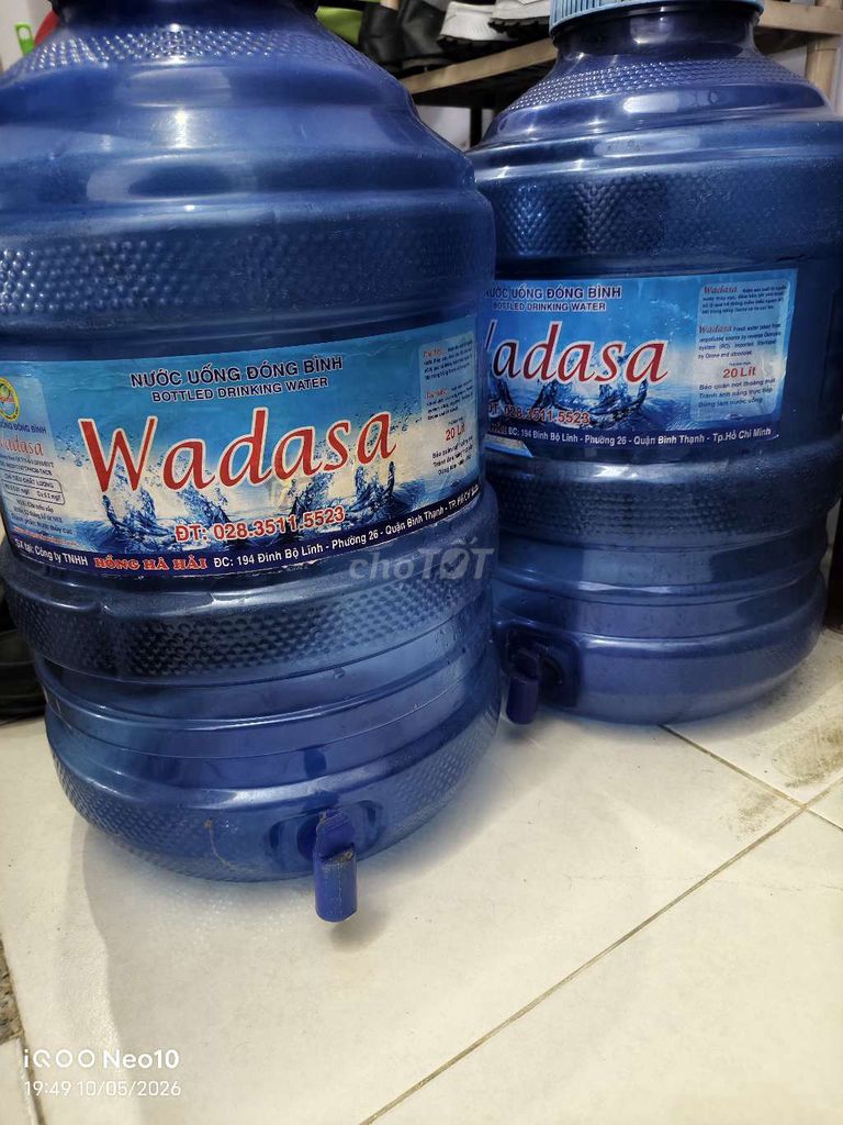 2 Bình đựng nước 20 lít tặng máy sấy giày. Mua bán Dụng cụ nhà bếp tại Quận Bình Thạnh Tp Hồ Chí Minh được đăng bởi Võ Thị Quỳnh Anh hình 1