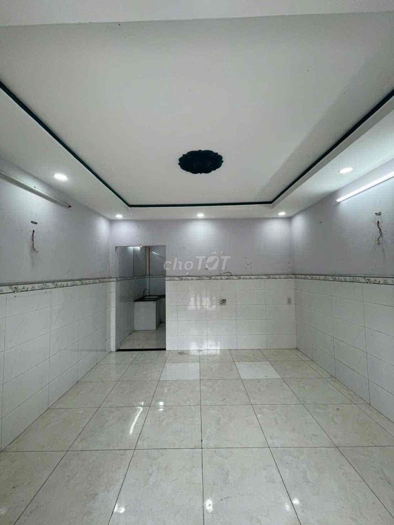 Nhà nguyên căn ngay Liên Khu 5-6 , 2PN - 6tr