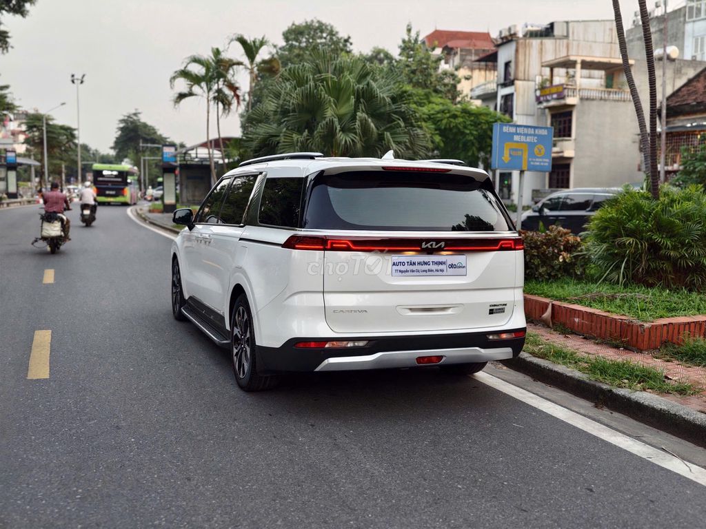 KIA Canival 2.2 CRDI signature full option sx 2022. Mua bán Ô tô tại Quận Long Biên Hà Nội được đăng bởi AUTO TÂN HƯNG THỊNH hình 2