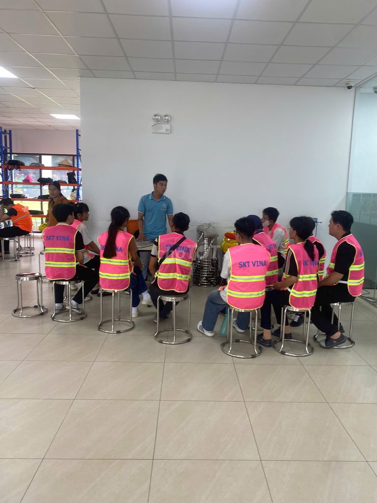 VSIP 2 BÌNH DƯƠNG -Nhân viên kho Shopee Lương Ngày. Việc làm tại Thị xã Bến Cát Bình Dương được đăng bởi CÔNG TY TNHH SKT VINA hình 4