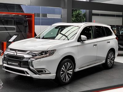 Mitsubishi Outlander 2024 - Ưu đãi giảm thuế TB