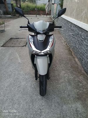 SH160i ABS 24 4k/km có PM IKY và dán keo full xe