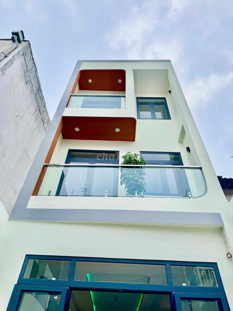Bán nhà HL3, ngay sát Sơn Kỳ: 4x18 đúc 3 lầu 4PN, 5WC