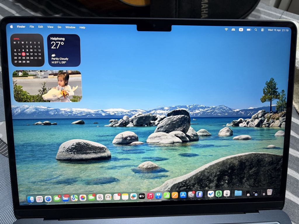MacbookAirM3 99% 13.6 8GB/256GB Midnight sạc 8 lần. Mua bán Laptop tại Quận Hồng Bàng Hải Phòng được đăng bởi Bang Trieu Truong hình 1