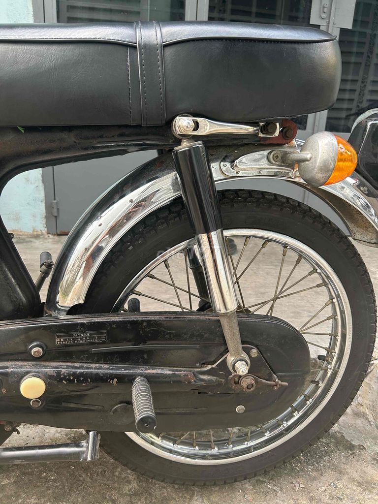 67 sườn lốc zin, sơn zin còn khá mộc.. Mua bán Xe máy tại Huyện Hóc Môn Tp Hồ Chí Minh được đăng bởi Nguyễn Phước hình 3