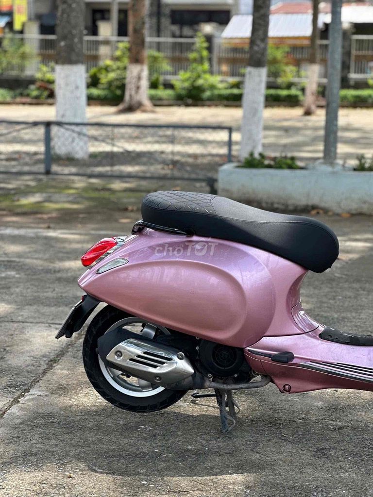 Piaggio Vespa Hồng pastel Xe tay ga