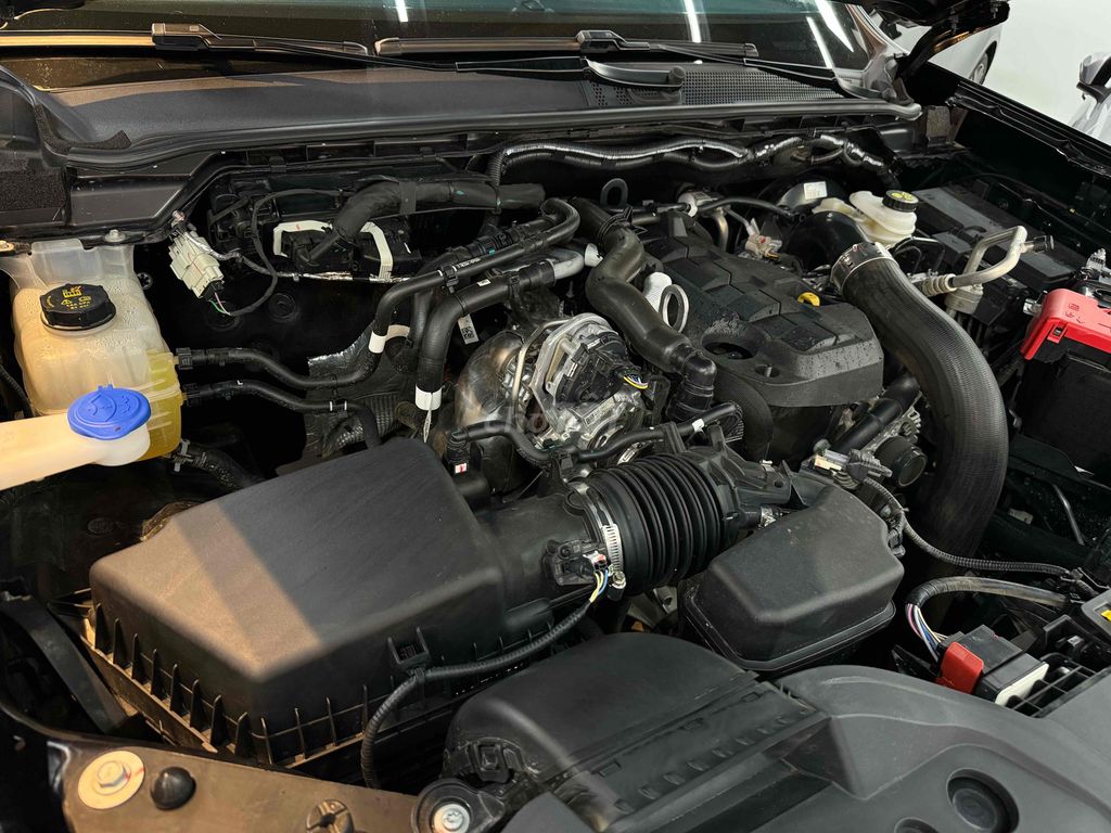 Ford Ranger 2024 XLS 2.0 4X4 AT - 20000 km | Lướt. Mua bán Ô tô tại Thành phố Đà Lạt Lâm Đồng được đăng bởi ĐỒNG MOTOR 2  cá nhân hình 8