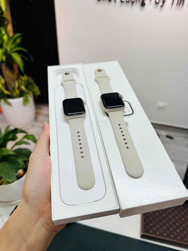 Apple Watch SE2/40 2023 starlight GPS và ESIM