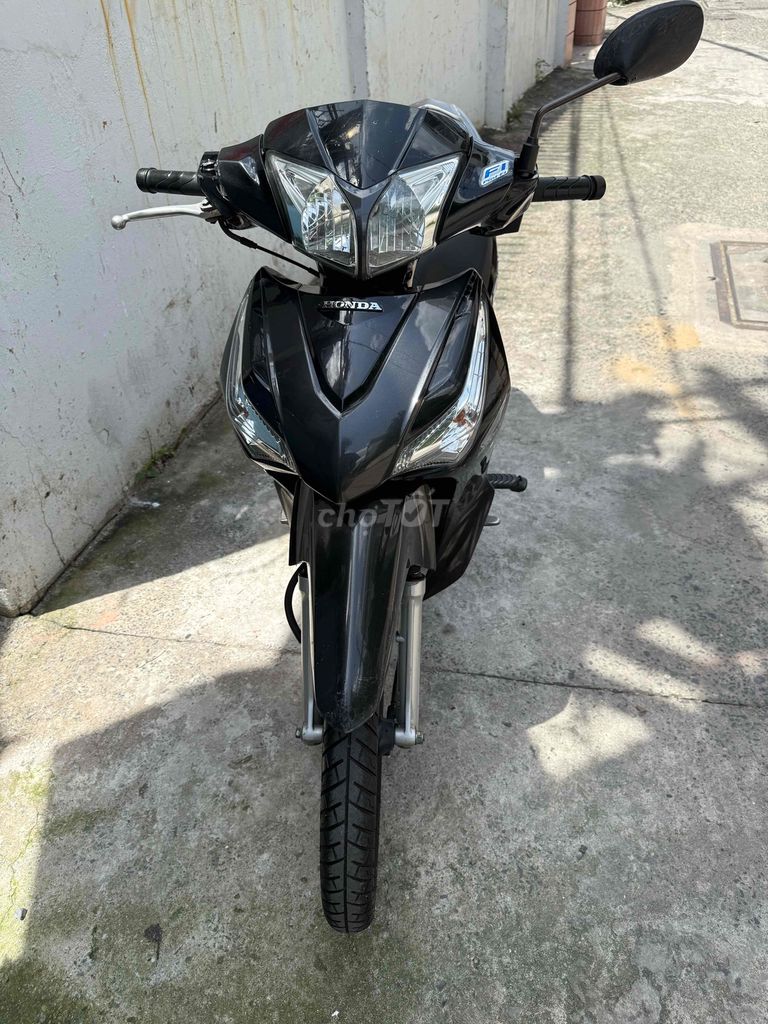 Xe số Honda Future màu đen đã qua sử dụng. Mua bán Xe máy tại Quận Gò Vấp Tp Hồ Chí Minh được đăng bởi Nguyễn Đức Hải hình 5