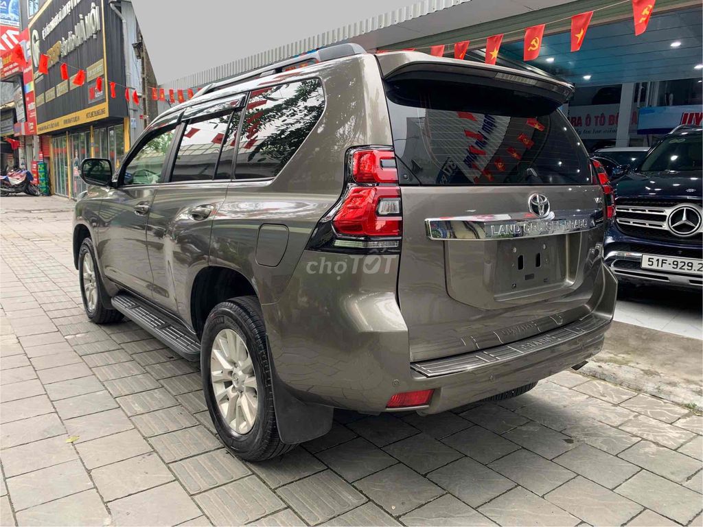 Toyota Prado sx 2015 - mẫu mới 2016 hộp số 6 cấp. Mua bán Ô tô tại Quận Bắc Từ Liêm Hà Nội được đăng bởi Quân Uy Tín hình 4