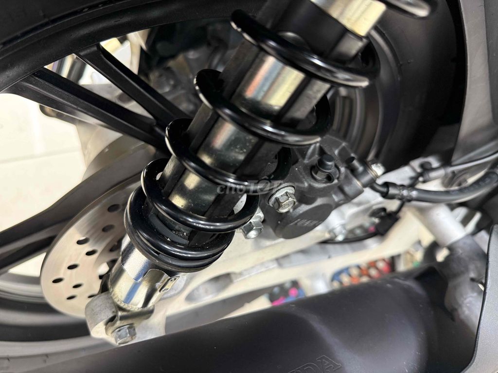 SH150ABS  Cực chất hiếm gặp cần sang nhượng. Mua bán Xe máy tại Quận Thanh Khê Đà Nẵng được đăng bởi THẾ MẪN CHUYÊN XE LƯỚT CÓ BÁN TRẢ GÓP  hình 15