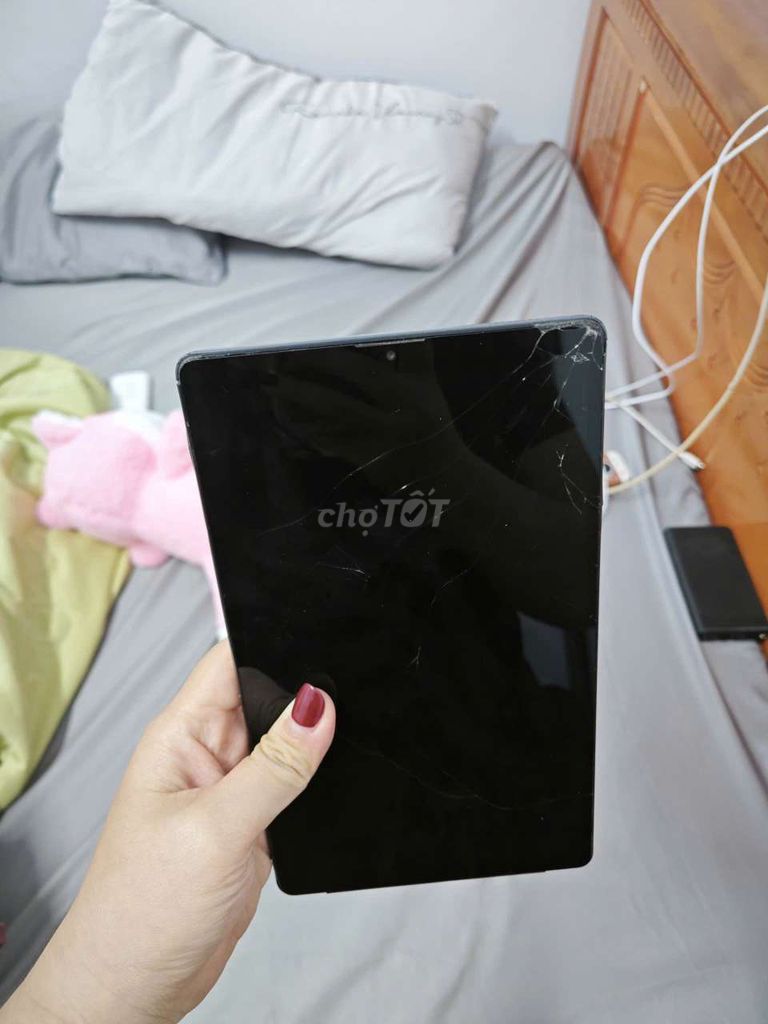Samsung Galaxy Tab 7 line Xám Hư chuôi sạc. Mua bán Máy tính bảng tại Quận 12 Tp Hồ Chí Minh được đăng bởi Phong Lê hình 1