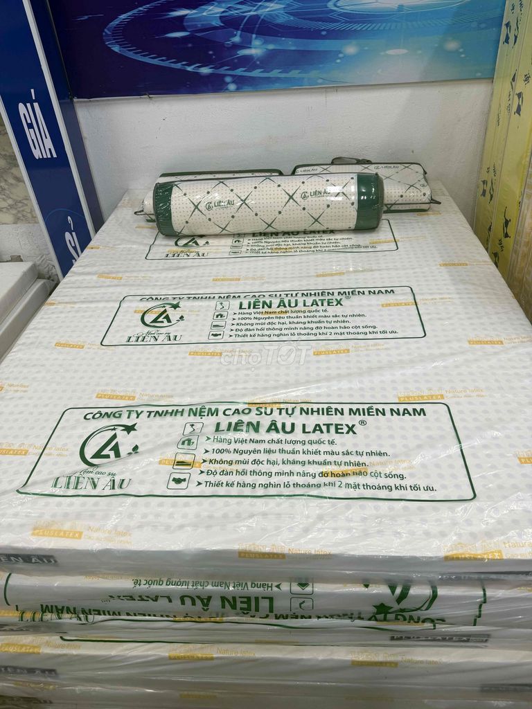 Nệm Liên Á Plus Latex thoáng mát. Mua bán Giường, chăn ga gối nệm tại Quận Cẩm Lệ Đà Nẵng được đăng bởi Võ Phú Hoàng hình 1