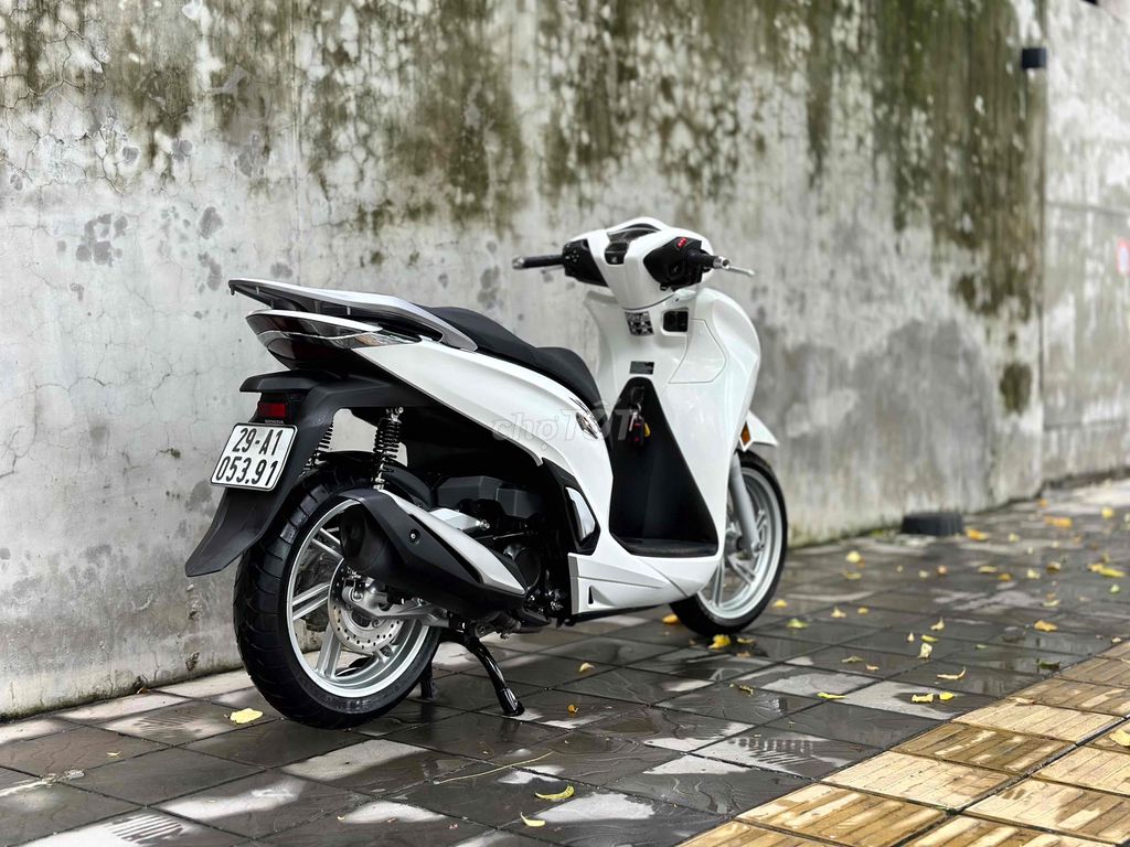 Honda SH 350i 2022. Mua bán Xe máy tại Quận Cầu Giấy Hà Nội được đăng bởi Tuấn Việt Motor hình 6