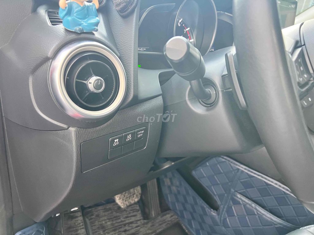 Mazda 2 Sport Premium Rất Đẹp Rất Mới. Mua bán Ô tô tại Thành phố Dĩ An Bình Dương được đăng bởi Hiếu Auto Nghĩa Phát hình 6
