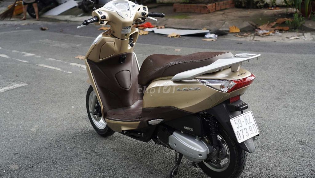 Honda Lead 125cc - 2017 - Biển SG Xe Chất. Mua bán Xe máy tại Quận Tân Phú Tp Hồ Chí Minh được đăng bởi Đỗ Hoàng hình 6
