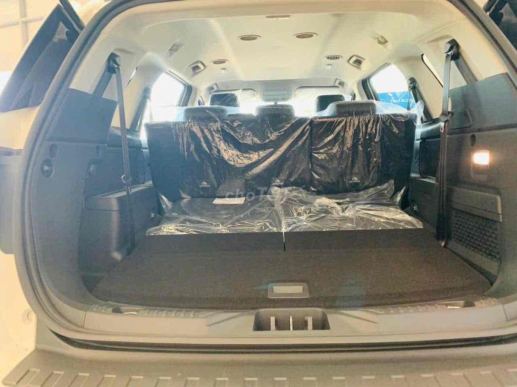 2025 Everest AB Trắng xe sẵn Bank 80%, lãi 7,5%. Mua bán Ô tô tại Thành phố Thủ Đức Tp Hồ Chí Minh được đăng bởi FORD THỦ ĐỨC TRẦN THẮNG  hình 15