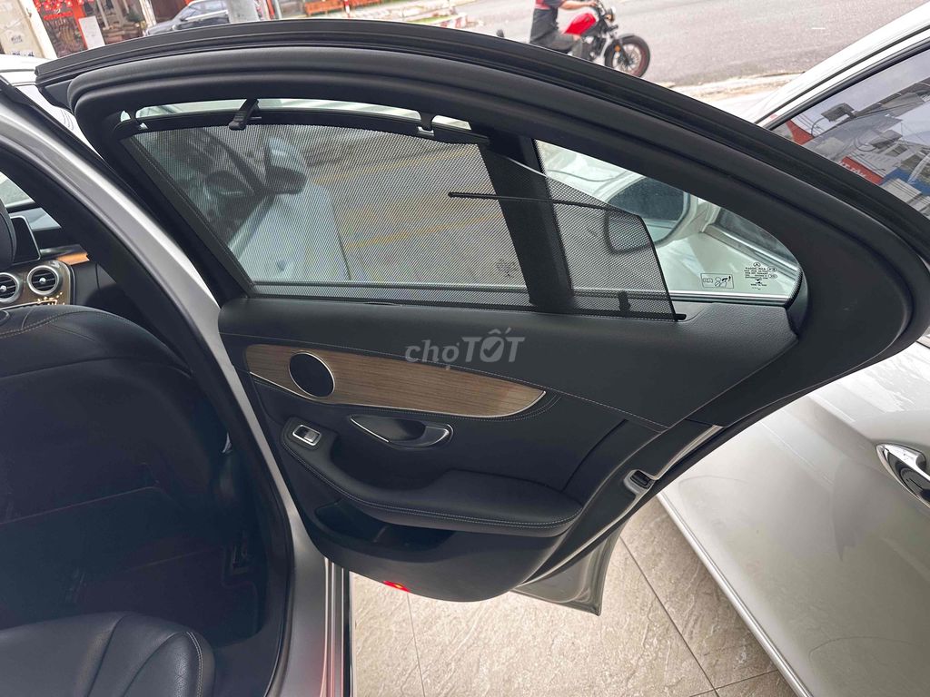 Mercedes Benz C Class 2015 C250 Exclusive. Mua bán Ô tô tại Quận Cẩm Lệ Đà Nẵng được đăng bởi Nguyễn Duy hình 14