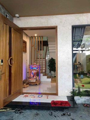 Аренда · 4 комн. · 100 м² · Quận Cẩm Lệ, ул. Đường Trần Lựu