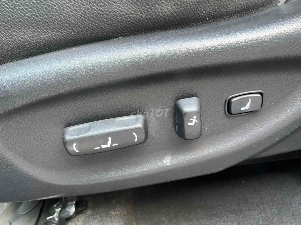 Kia Sorento 2013 bản full có cửa sổ trời xe 1 chủ. Mua bán Ô tô tại Quận 12 Tp Hồ Chí Minh được đăng bởi Phạm Hoàng hình 13
