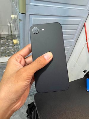 Apple iPhone 16e 128GB Đen Mỹ 100%