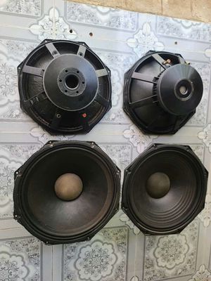 Loa 40 BQ từ 190 coil 75 zin đẹp. Mua bán Tivi, Âm thanh tại Huyện Giồng Trôm Bến Tre được đăng bởi Vu pyn