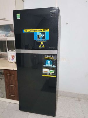 Tủ lạnh Samsung 384l. Đẹp 90%.