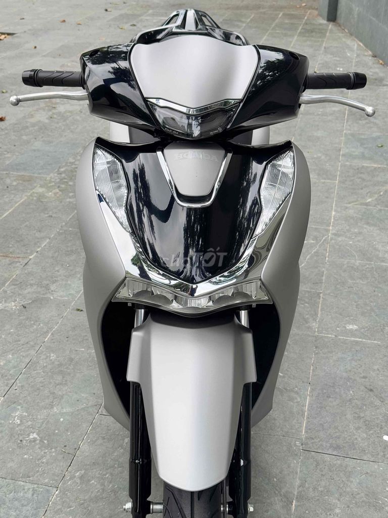 SH 150 CBS 2020 MIX XÁM TITAN MÁY ZIN CHÍNH CHỦ. Mua bán Xe máy tại Thành phố Thủ Đức Tp Hồ Chí Minh được đăng bởi Khoa Đặng hình 2