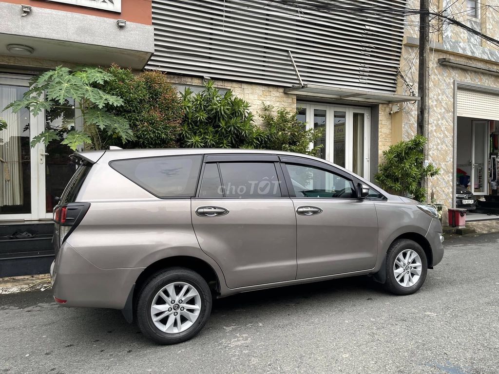Toyota Innova 2018 2.0E - 120,000 km tuyệt đẹp.. Mua bán Ô tô tại Thành phố Thủ Đức Tp Hồ Chí Minh được đăng bởi Đức Xe Chất 9X hình 3