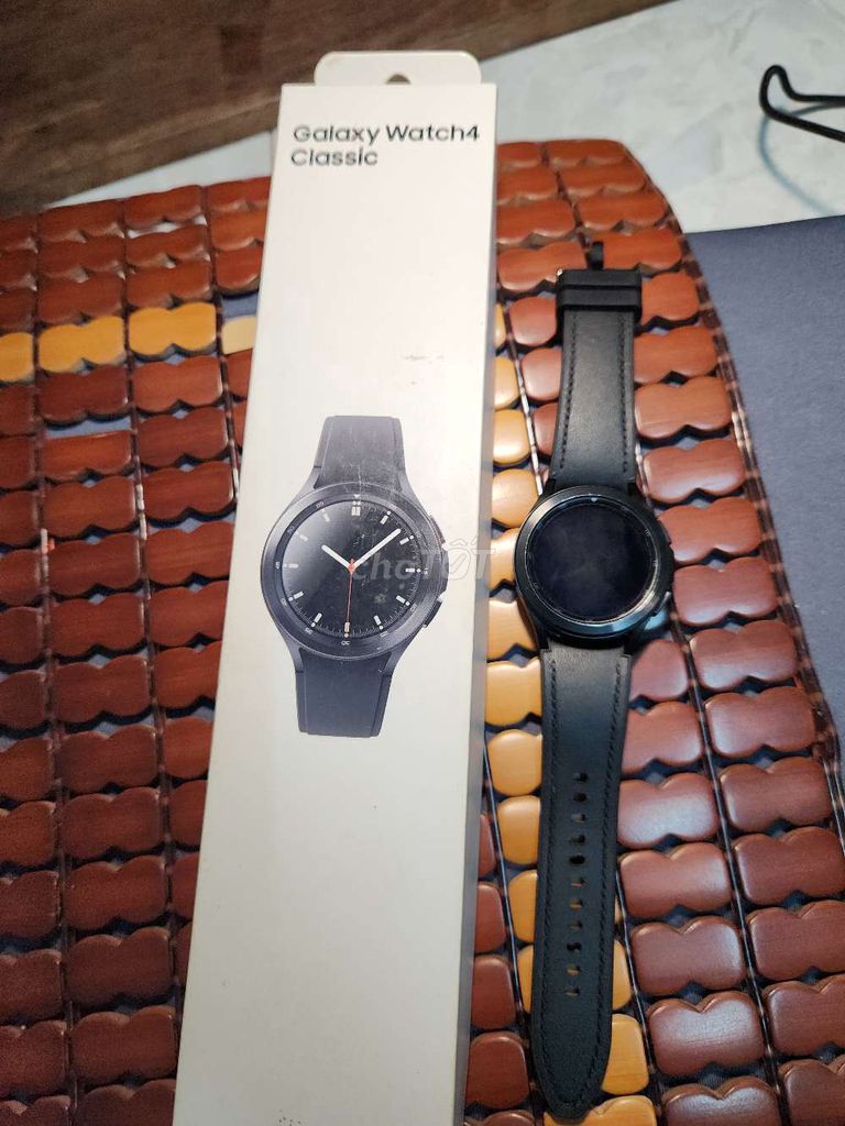 Samsung Galaxy Watch4 Classic Đen 42mm LTE. Mua bán Thiết bị đeo thông minh tại Quận 10 Tp Hồ Chí Minh được đăng bởi Trúc Nguyễn hình 1