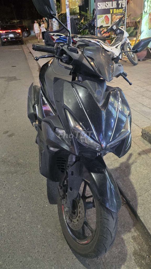 Аренда скутера Yamaha NVX 125
