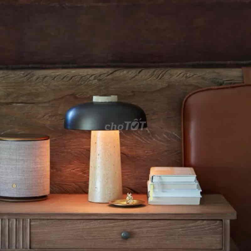 Đèn bàn Travertine thân đá. Mua bán Đèn tại Quận 7 Tp Hồ Chí Minh được đăng bởi Giang Nguyễn hình 1