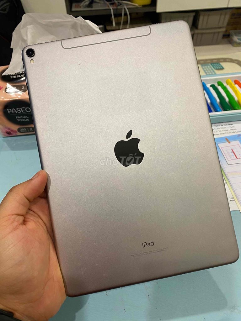 Apple iPad Pro 10.5 inch 256GB. Mua bán Máy tính bảng tại Quận Cầu Giấy Hà Nội được đăng bởi Hải Huân hình 1