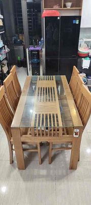 Bàn ghế ăn gỗ sồi như hình. Mua bán Bàn ghế tại Quận Hoàn Kiếm Hà Nội được đăng bởi Tranv