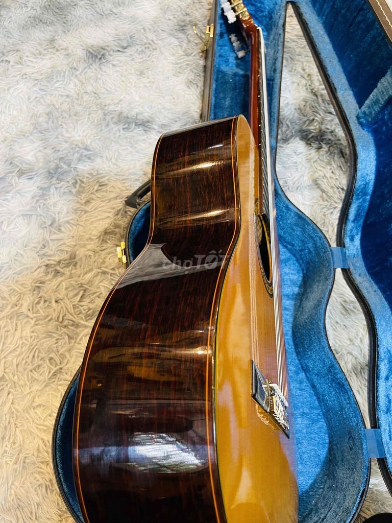 Cần bán Guitar Classic Suzuki C-200 made in Japan