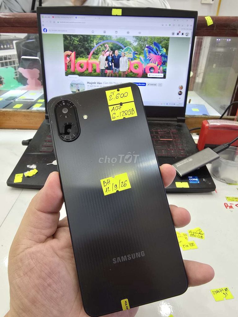 Samsung A07 6GB/128GB Đen Đã qua sử dụng. Mua bán Điện thoại tại Thành phố Long Xuyên An Giang được đăng bởi Facebook Cầm Đồ Thúy Vân hình 1