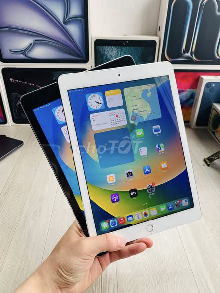 Apple iPad Pro 9.7 inch 32GB. Mua bán Máy tính bảng tại Quận Thanh Xuân Hà Nội được đăng bởi Hội Đồ Điện Tử hình 1