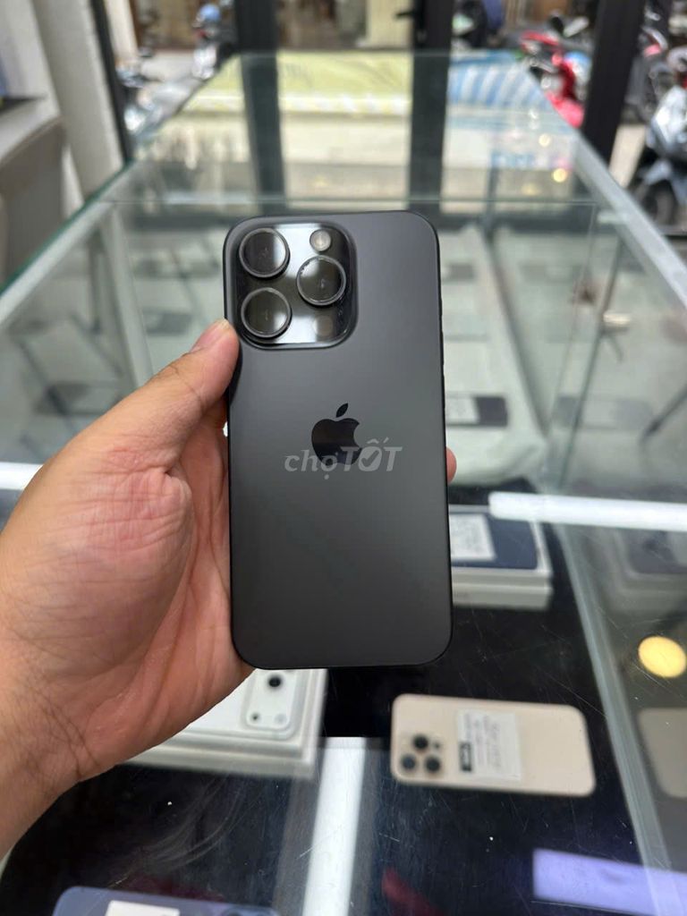 Bán Sỉ 15 Pro Đen 128GB Đen Pin Cao Vỏ Đẹp. Mua bán Điện thoại tại Quận 1 Tp Hồ Chí Minh được đăng bởi Bùi Minh Trí hình 1