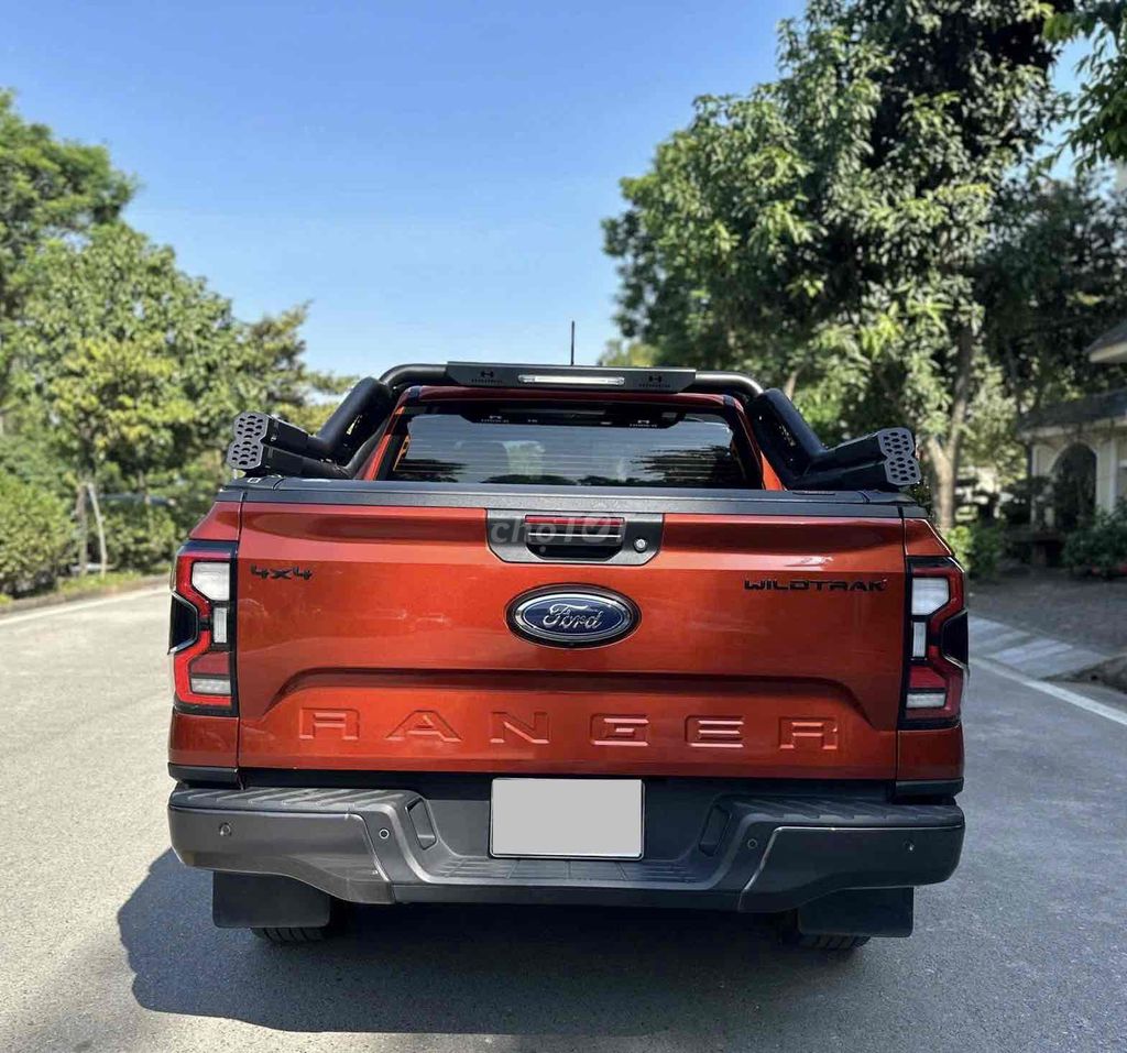 Wildtrak 2.0L 4x4 AT 2023. Mua bán Ô tô tại Quận Long Biên Hà Nội được đăng bởi Trang Gala hình 6