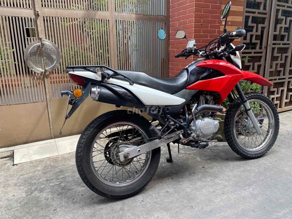 Honda XR 150 xe rất rất êm. Mua bán Xe máy tại Quận 4 Tp Hồ Chí Minh được đăng bởi Tan hình 5