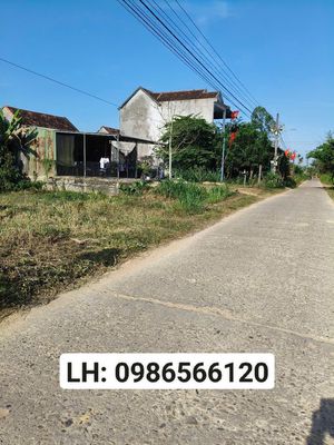 Bán lô đất tại xã Mộ Đức, Quảng Ngãi. Diện tích. 200m2 (full thổ cư).