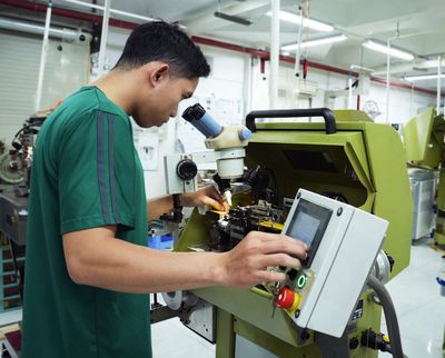 [Thủ Đức]-Tuyển 20 Công nhân Vận hành Máy 