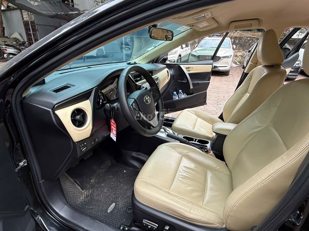 Toyota Altis 2019 67.000 km Đen. Mua bán Ô tô tại Quận Đống Đa Hà Nội được đăng bởi Lê Khiêm hình 6