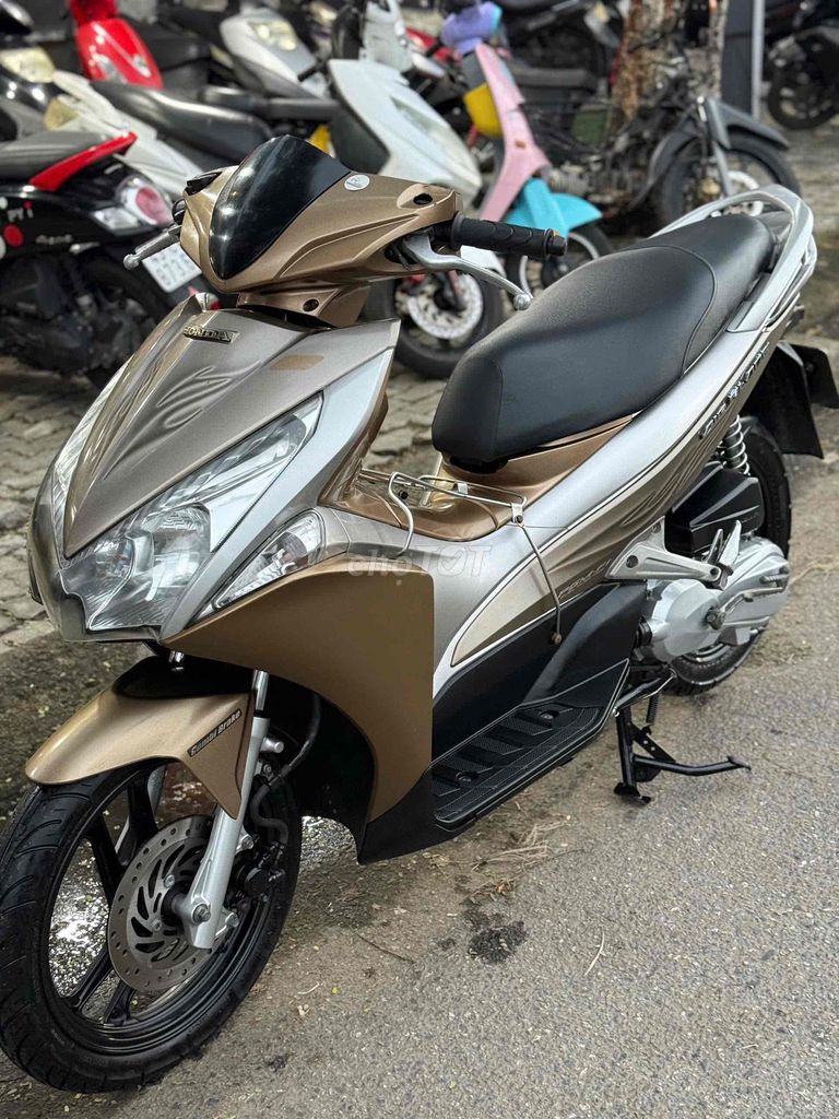 Honda Air Blade 3D 2012 Vàng đồng. Mua bán Xe máy tại Quận Sơn Trà Đà Nẵng được đăng bởi khánh duy bán xe trả góp hình 3