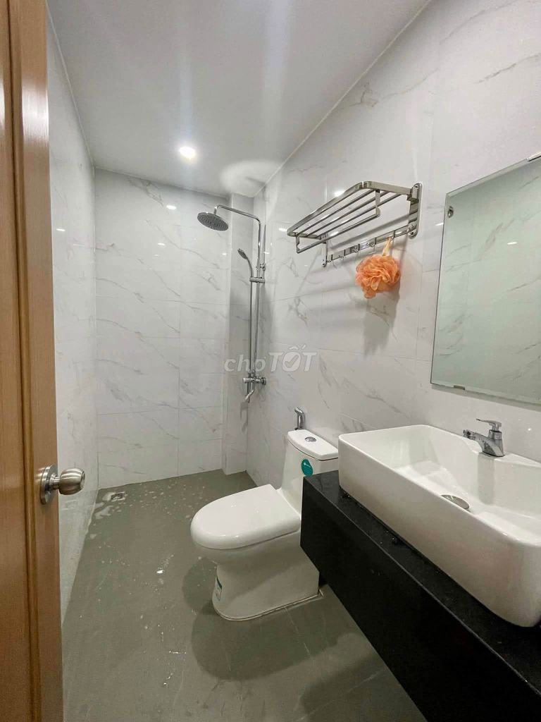 Продается квартира CC MHDI, Le Duc Tho, My Dinh, 109 м2, полностью меблированная