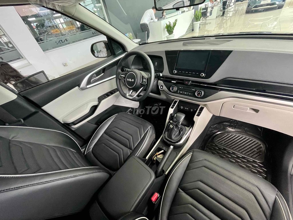 CARENS TẬP LÁI - sẵn tất cả, mua về dạy thôi. Mua bán Ô tô tại Quận Cái Răng Cần Thơ được đăng bởi Trang KIA MAZDA CẦN THƠ hình 9