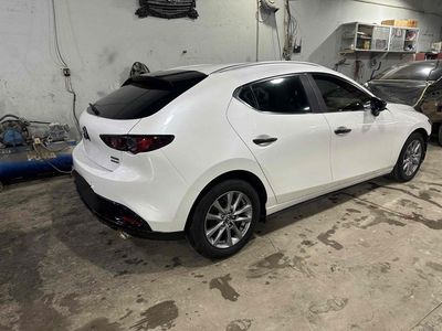 Mazda 3 2019 Sport 1.5L Luxury - 60000 km. Mua bán Ô tô tại Thành phố Buôn Ma Thuột Đắk Lắk được đăng bởi Na Nguyễn